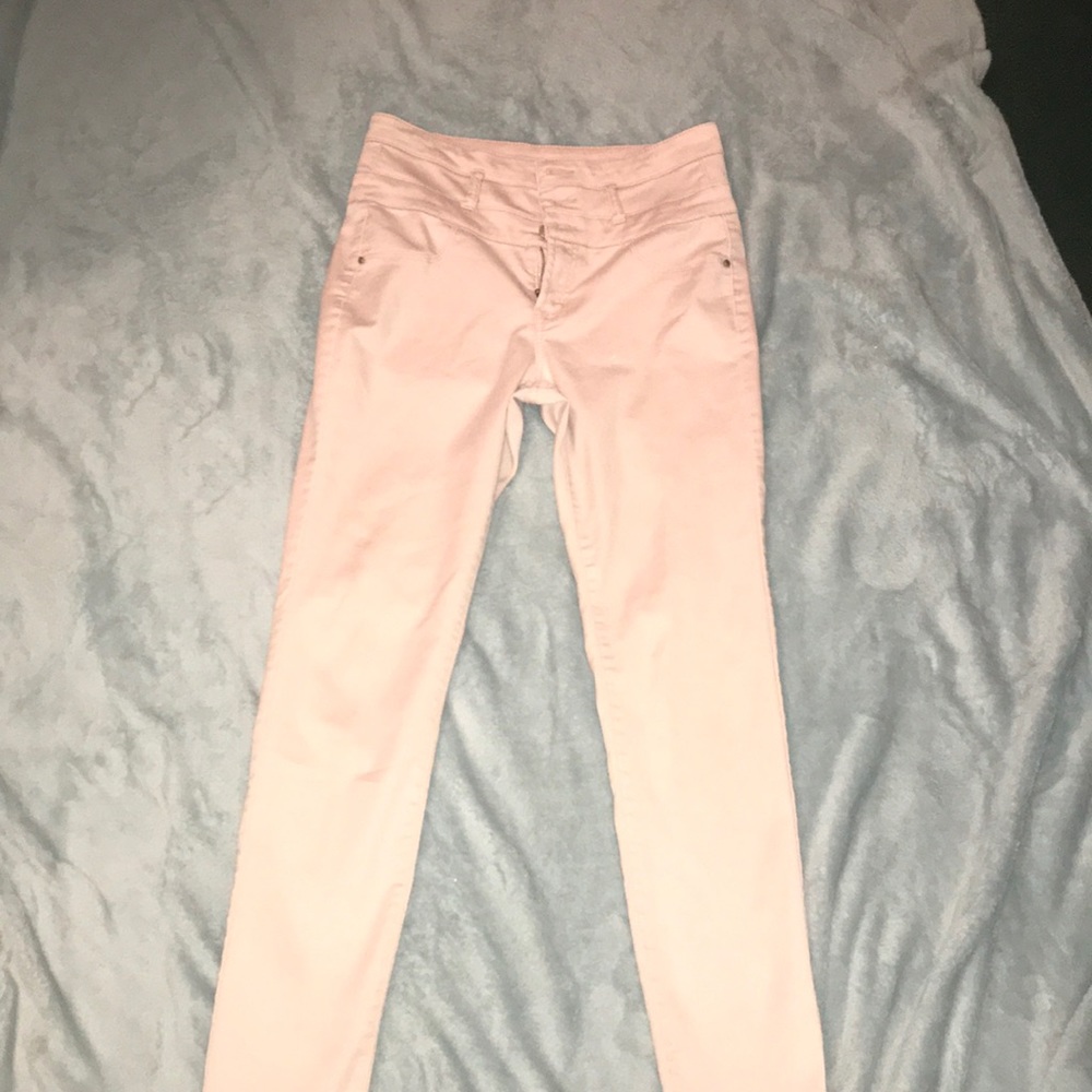 High waisted jeans